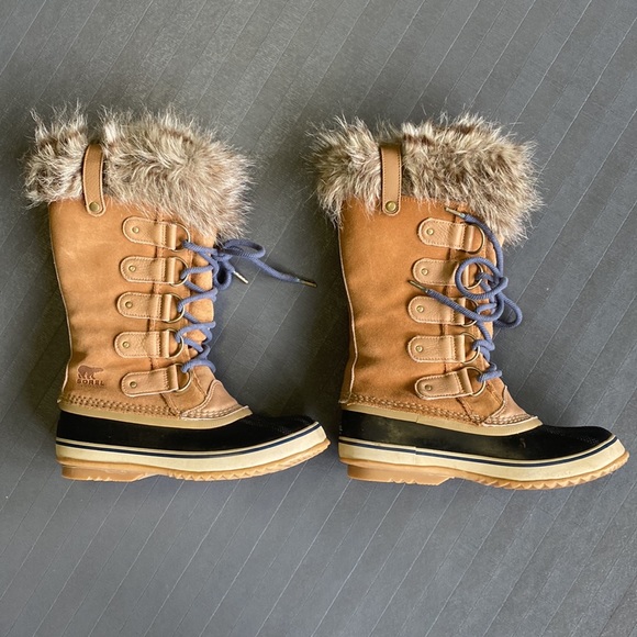 Sorel Boots - Picture 9 of 10